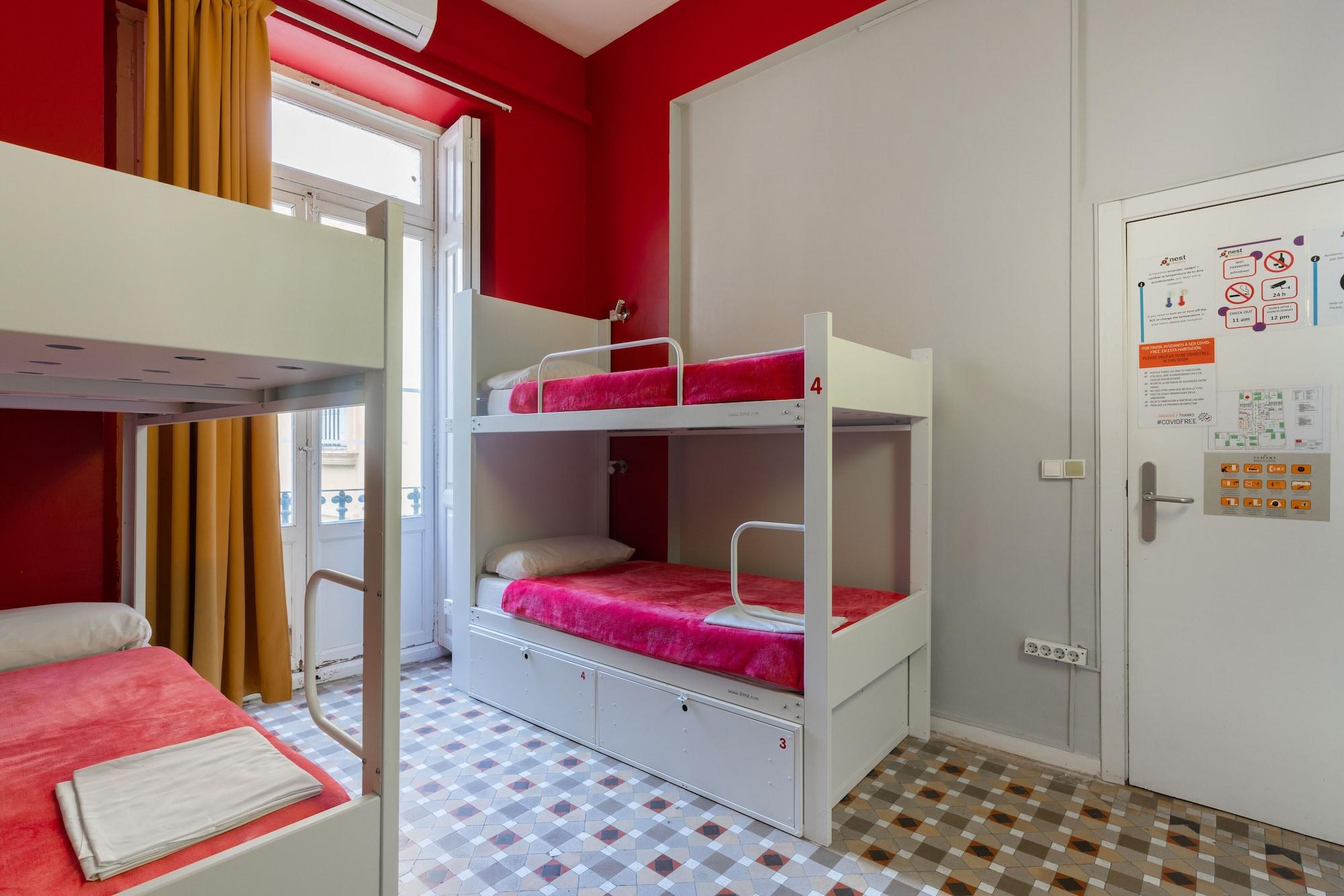 Red Nest Hostel Valencia Exterior photo