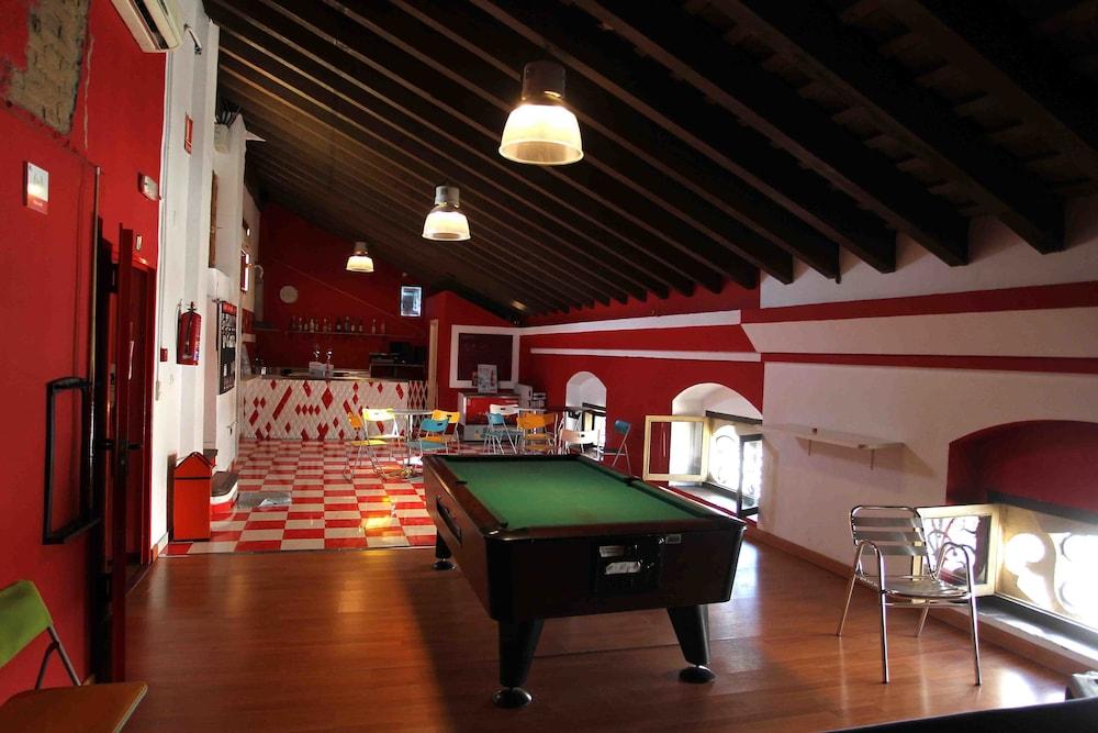 Red Nest Hostel Valencia Exterior photo